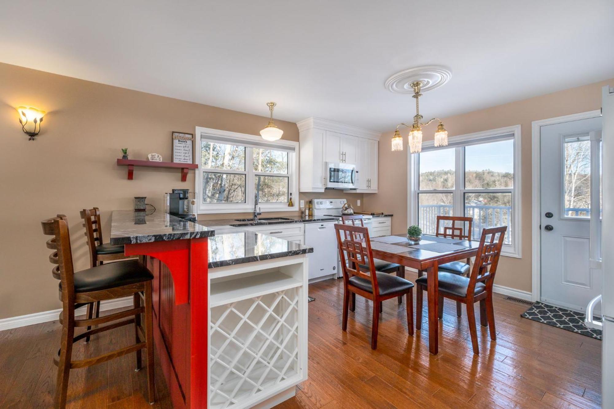 Point Of View I 55 Smarttv I Riverside I Sleeps 5 Bancroft Exterior photo